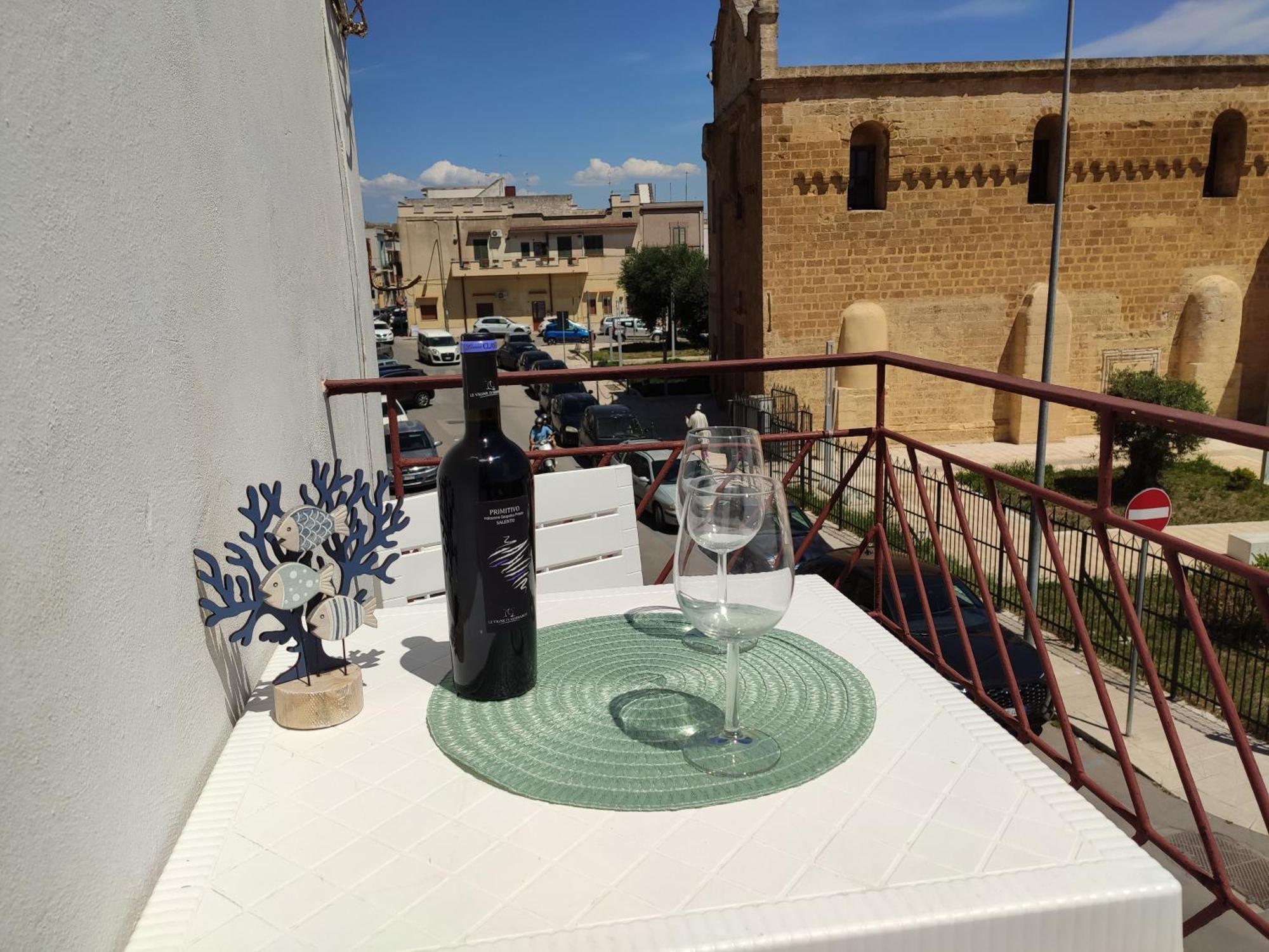 Tra Il Mare E Il Borgo - Pulsano Apartment Exterior foto