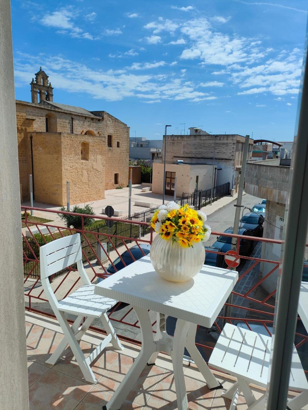 Tra Il Mare E Il Borgo - Pulsano Apartment Exterior foto