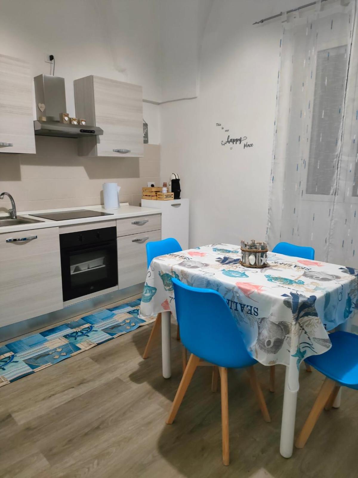Tra Il Mare E Il Borgo - Pulsano Apartment Exterior foto